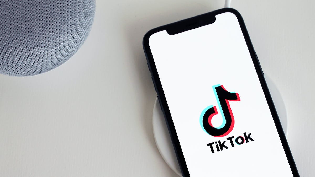كيف تصبح مشهور على TikTok بالخطوات للمبتدئين
